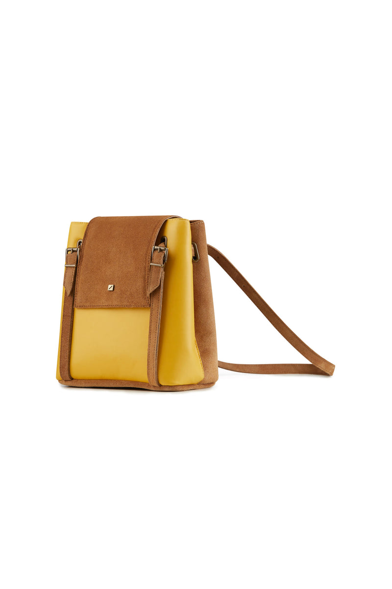 Women crossbody bag in yellow leather